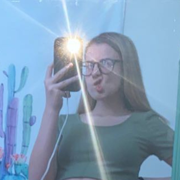chloegray133